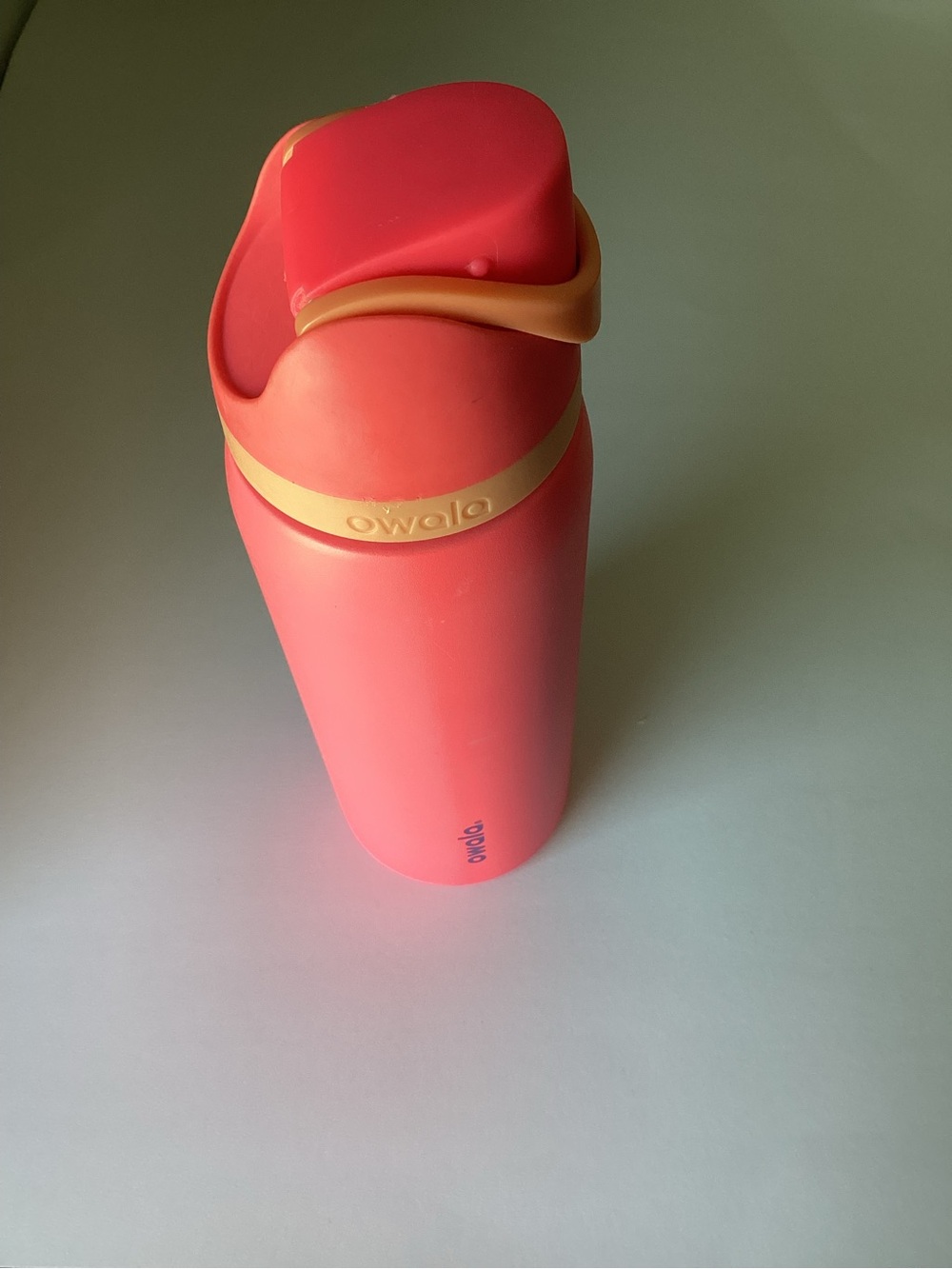 Owala Coral & Gold Insulated Water Bottle